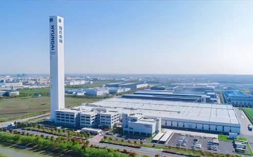 現代電梯上?；?圖1)